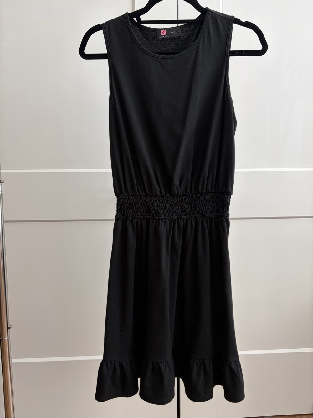 Classic Black Sleeveless Midi Dress with Smocked Waist